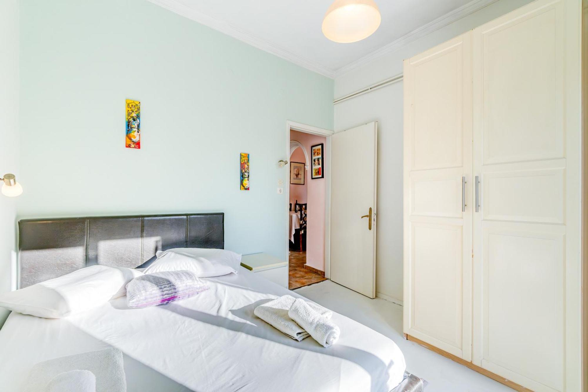 Georgia's Appartement Corfu (city)